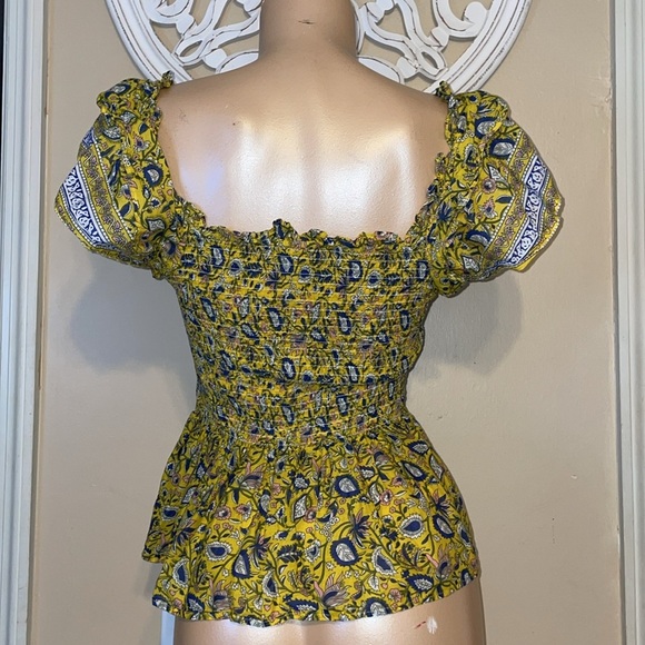 Jennifer & Grace women’s medium top blouse Floral Yellow blue white peplum - Picture 5 of 8